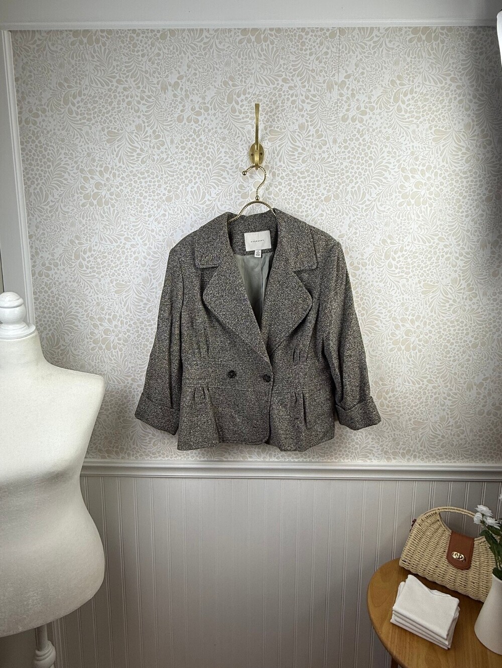 Allegory Women's Brown Pleated Cropped Wool Blend Tweed Blazer - Size - 18